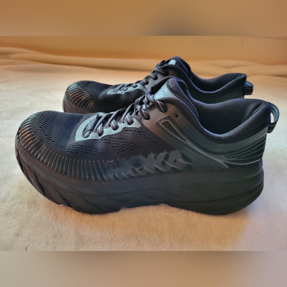 Womens hoka bondi 7
